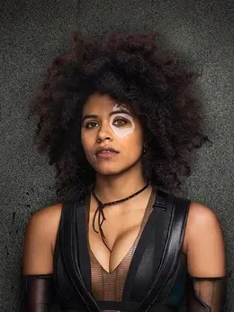 莎姬&middot;贝兹